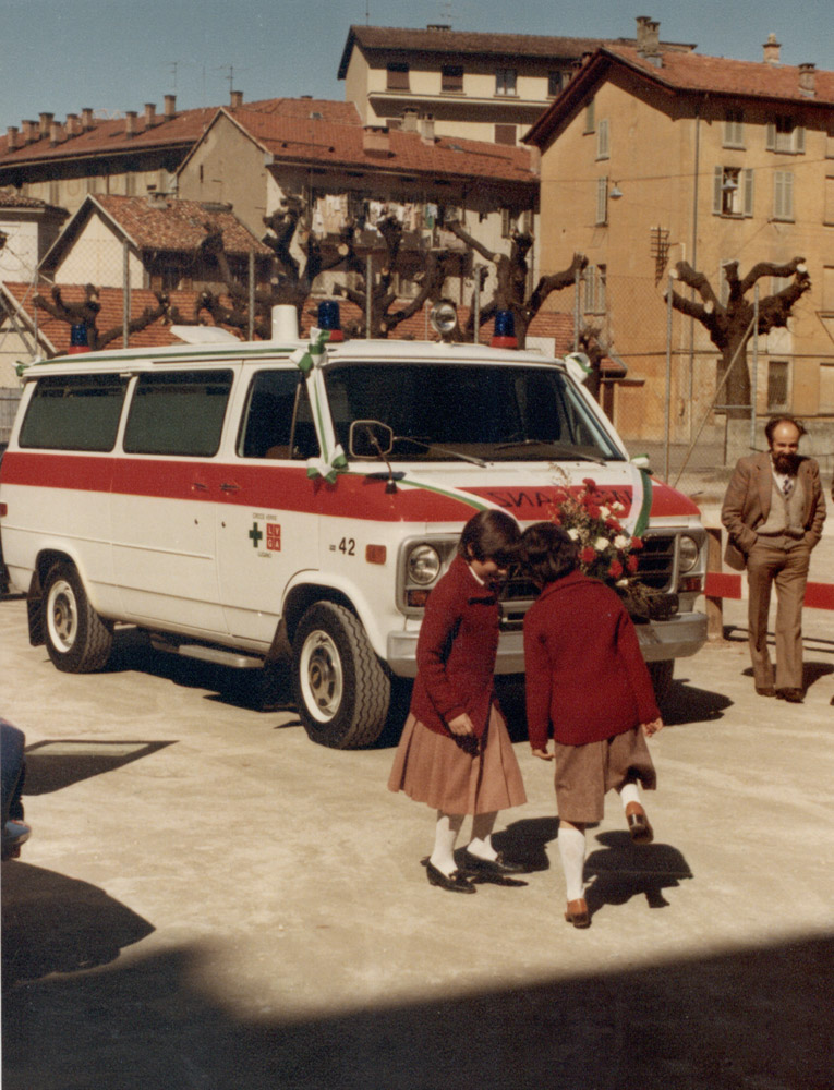 1980 - Presentazione di un veicolo in Piazza della Riforma a Lugano