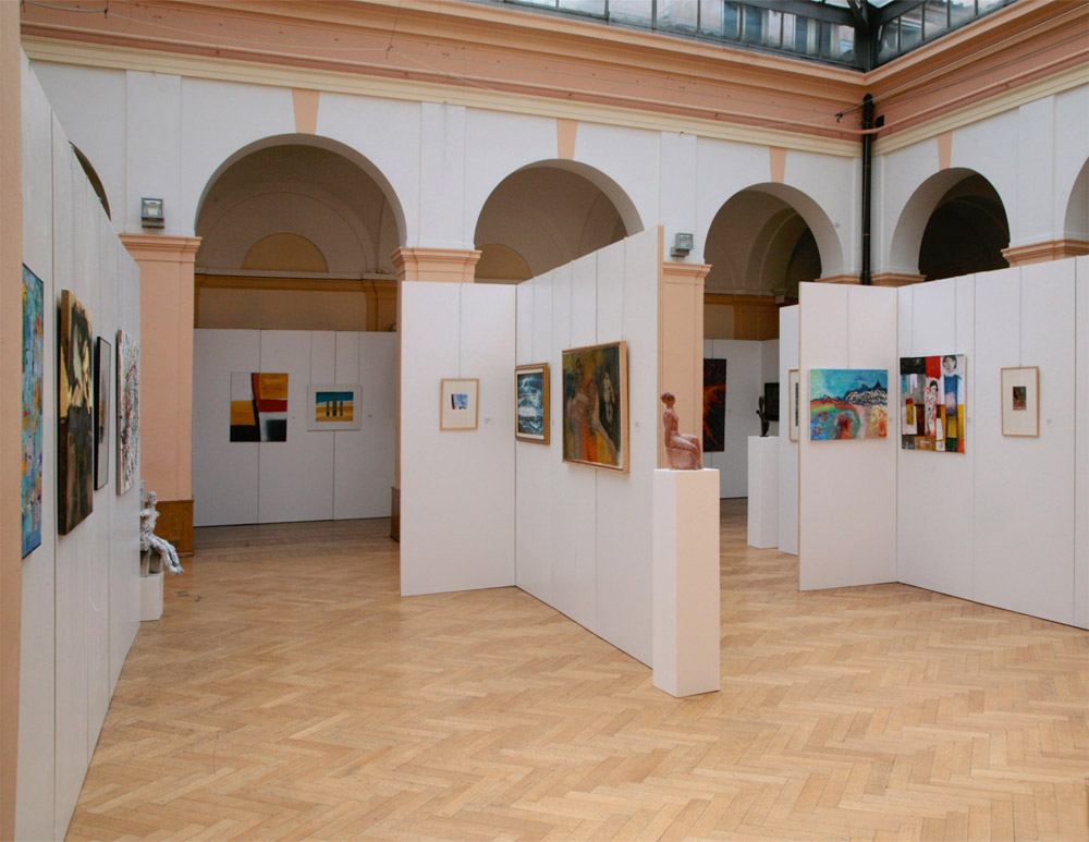 23 aprile 2010 - Esposizione delle opere per l'Asta del Centenario